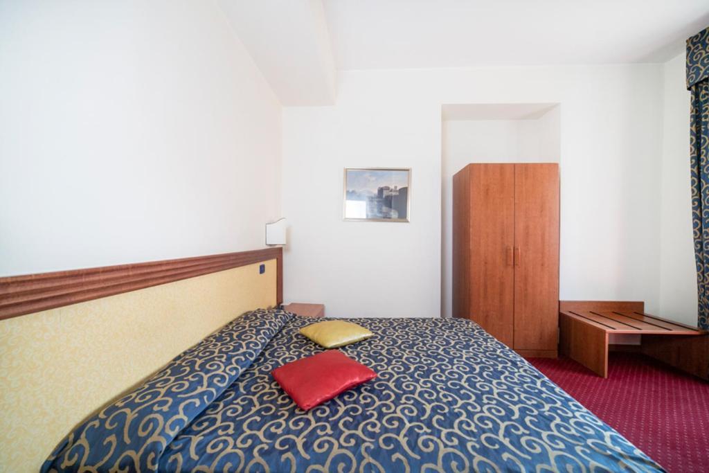 Hotel Italia & Lombardi มอนเตเฟียสโกเน ภายนอก รูปภาพ