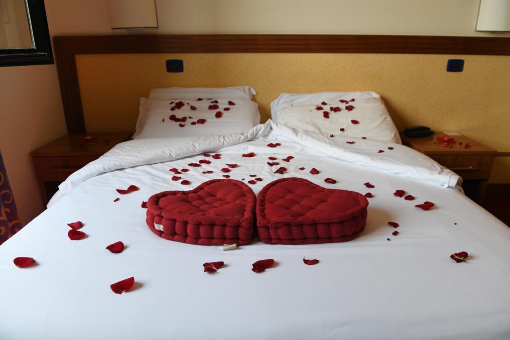Hotel Italia & Lombardi มอนเตเฟียสโกเน ภายนอก รูปภาพ